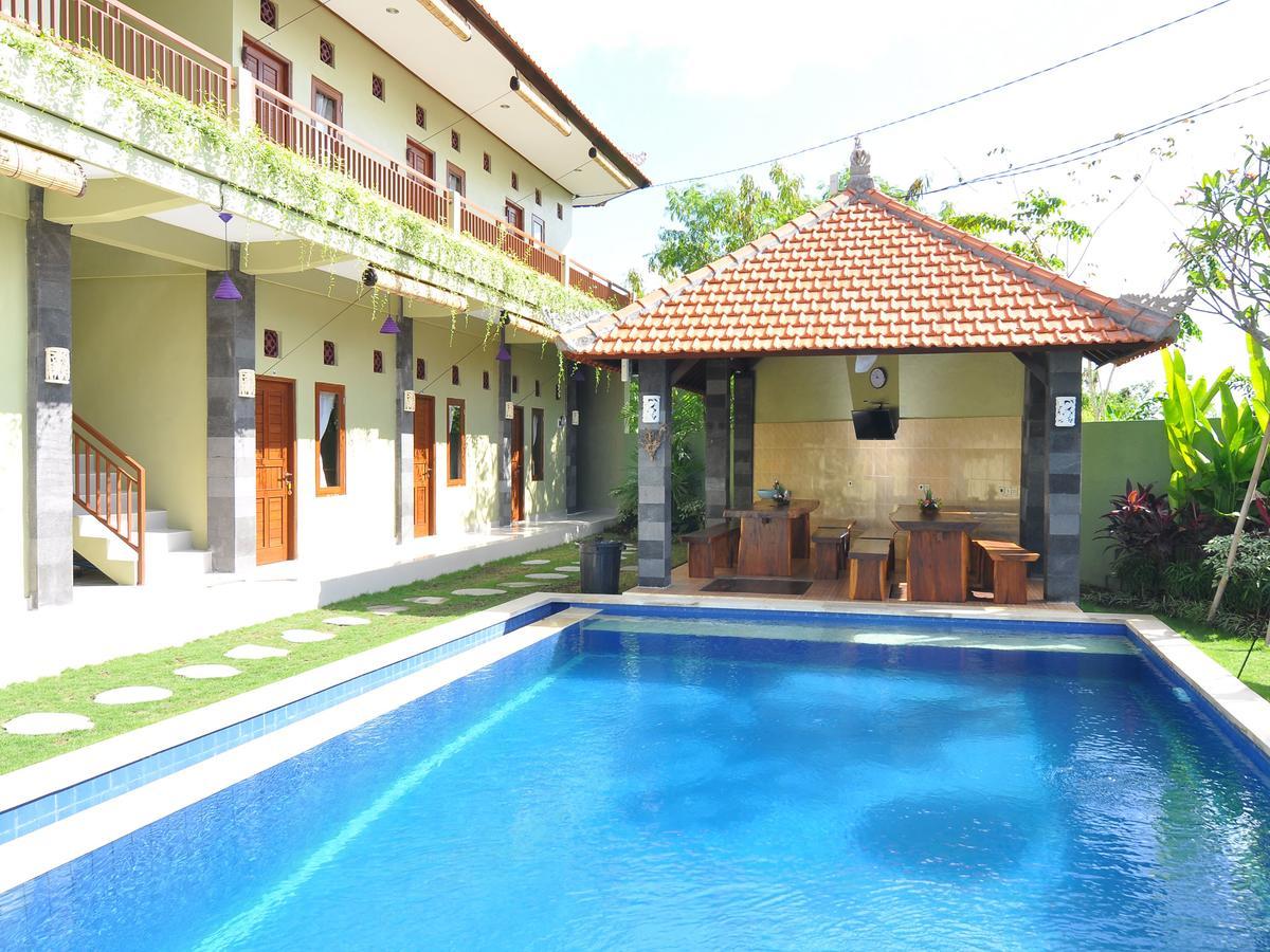 Cempaka Mas Guesthouse Kuta Lombok Extérieur photo