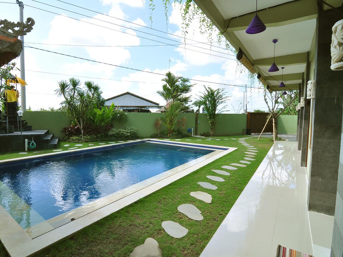 Cempaka Mas Guesthouse Kuta Lombok Extérieur photo