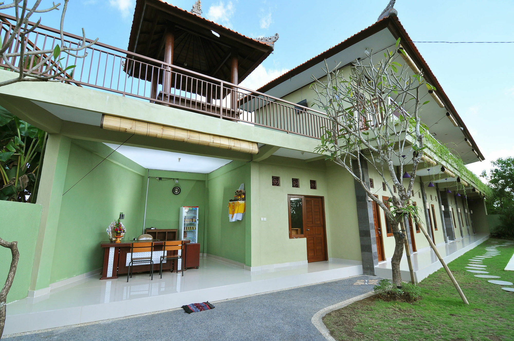 Cempaka Mas Guesthouse Kuta Lombok Extérieur photo