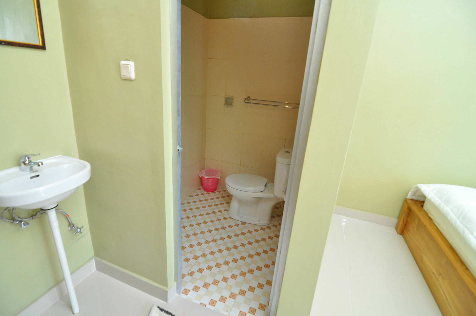 Cempaka Mas Guesthouse Kuta Lombok Extérieur photo